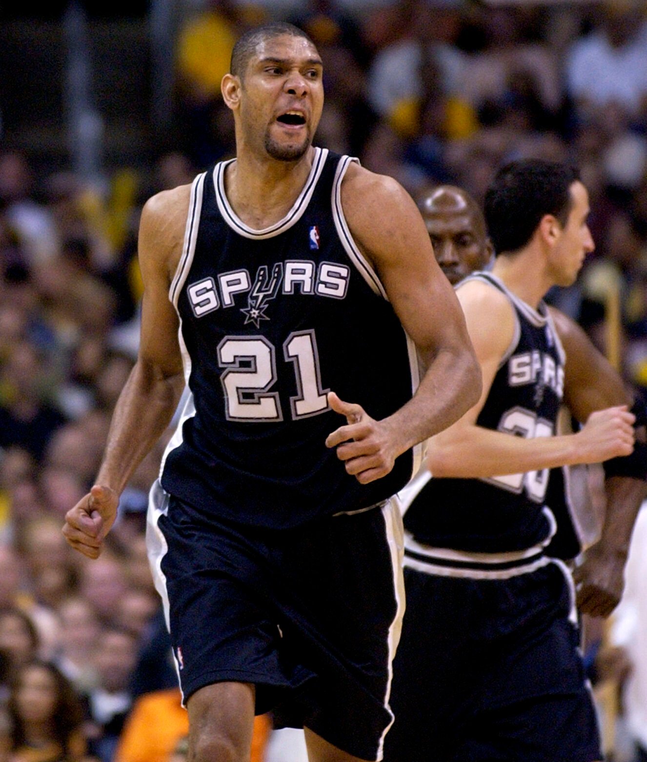 2003: Tim Duncan, Spurs end Lakers' three-year championship reign